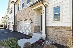 442 Sanctuary Ct, North Wales, PA 19454 - Photo 2