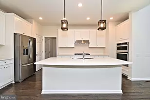 442 Sanctuary Ct, North Wales, PA 19454 - Photo 6