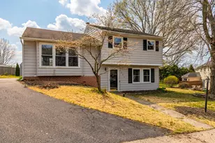 1583 Yeakel Way, Lansdale, PA 19446 - Photo 2