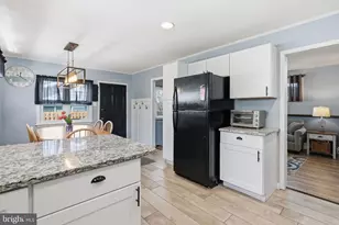 18 Abbeyview Ave, Willow Grove, PA 19090 - Photo 6