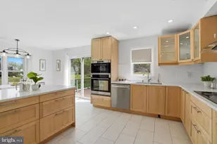 537 Susan Dr, King of Prussia, PA 19406 - Photo 8