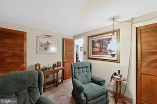 433 Washington St, East Greenville, PA 18041 - Photo 4