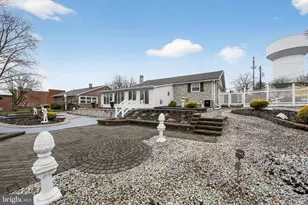 433 Washington St, East Greenville, PA 18041 - Photo 34