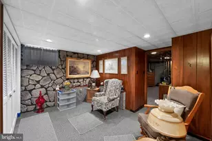 433 Washington St, East Greenville, PA 18041 - Photo 10