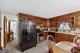 433 Washington St, East Greenville, PA 18041 - Photo 18