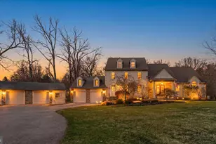 378 S Warner Rd, Wayne, PA 19087 - Photo 2