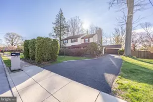 3012 Meredith Ln, Plymouth Meeting, PA 19462 - Photo 4