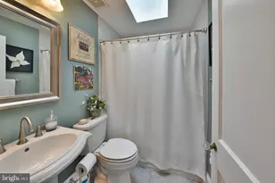 813 Renel Rd, Plymouth Meeting, PA 19462 - Photo 18