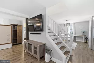 1014 Thrush Ln, Audubon, PA 19403 - Photo 8