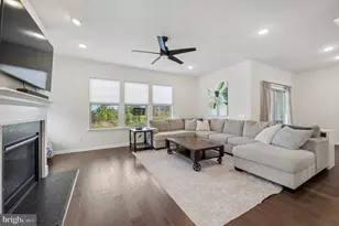 405 Sanctuary Ct, North Wales, PA 19454 - Photo 6