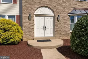 15 Roy Ln, Huntingdon Valley, PA 19006 - Photo 4