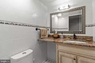 15 Roy Ln, Huntingdon Valley, PA 19006 - Photo 18