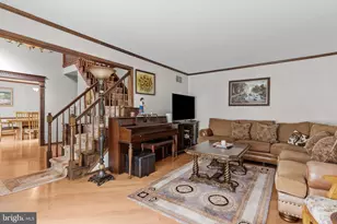 15 Roy Ln, Huntingdon Valley, PA 19006 - Photo 8