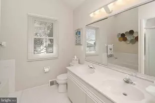 54 Roy Ln, Huntingdon Valley, PA 19006 - Photo 20