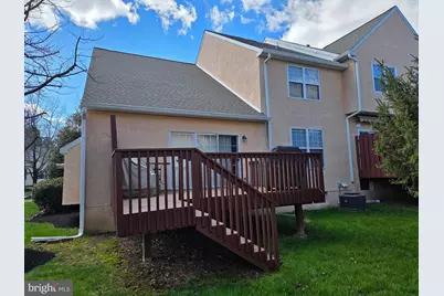 84 Wheatsheaf Lane, Norristown, PA 19403 - Photo 2