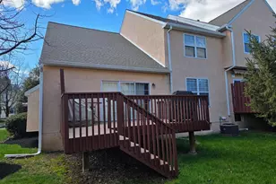 84 Wheatsheaf Ln, Norristown, PA 19403 - Photo 2