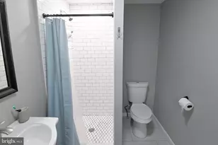 201 Spring Mill Ave, Conshohocken, PA 19428 - Photo 10