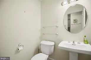 129 Pinecrest Ln, Lansdale, PA 19446 - Photo 14