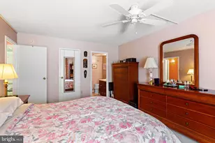 666 W Germantown Pike, Plymouth Meeting, PA 19462 - Photo 8