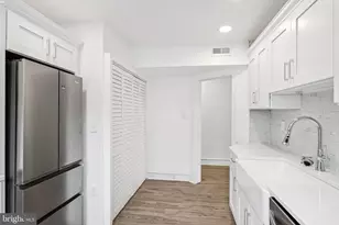 1827 W Cheltenham Ave, Elkins Park, PA 19027 - Photo 2