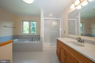 9315 Eagle View Dr, Lafayette Hill, PA 19444 - Photo 32