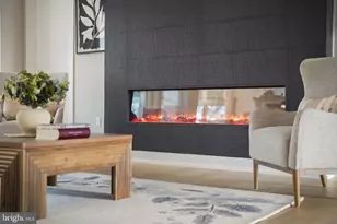 906 S Collegeville Rd, Phoenixville, PA 19460 - Photo 24