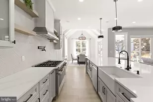 906 S Collegeville Rd, Phoenixville, PA 19460 - Photo 14