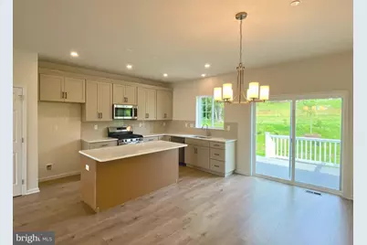 306 East Sawyer Court, Royersford, PA 19468 - Photo 4