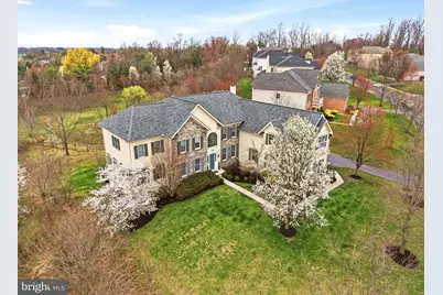 9 Goldfinch Circle, Phoenixville, PA 19460 - Photo 2