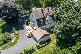 1633 Grasshopper Ln, Lower Gwynedd, PA 19002 - Photo 6