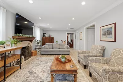 609 San Marino Avenue, Bryn Mawr, PA 19010 - Photo 2