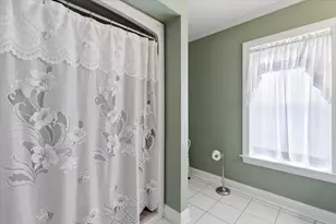 609 Sanmarino Ave, Bryn Mawr, PA 19010 - Photo 16