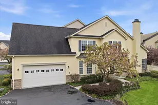 590 Farmdale Cir, Blue Bell, PA 19422 - Photo 38