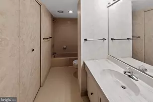 20724 Valley Forge Cir, King of Prussia, PA 19406 - Photo 30