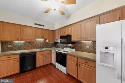 20724 Valley Forge Circle #724, King of Prussia, PA 19406 - Photo 18