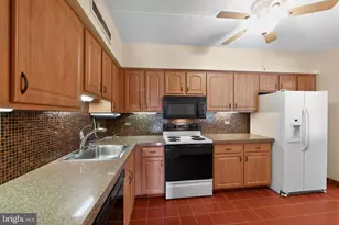 20724 Valley Forge Cir, King of Prussia, PA 19406 - Photo 16