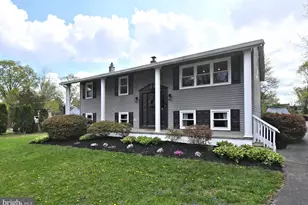 692 Hause Ave, Pottstown, PA 19464 - Photo 2