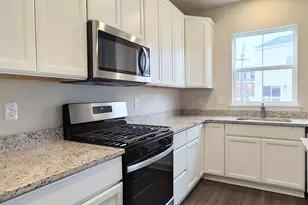 3 Wafer Aly, Bridgeport, PA 19405 - Photo 8