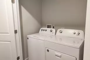 3 Wafer Aly, Bridgeport, PA 19405 - Photo 40