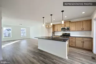 736 Fawn Way, Pennsburg, PA 18073 - Photo 6