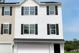 736 Fawn Wy, Pennsburg, PA 18073 - Photo 1