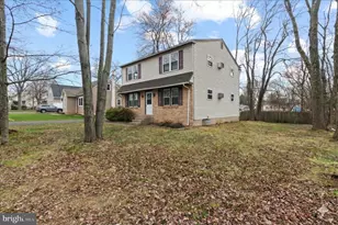 325 Olive Ave, Horsham, PA 19044 - Photo 2