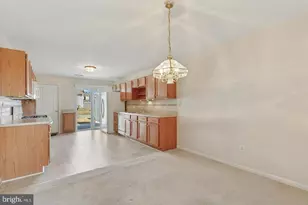 110 W Harmony Dr, Pottstown, PA 19464 - Photo 4