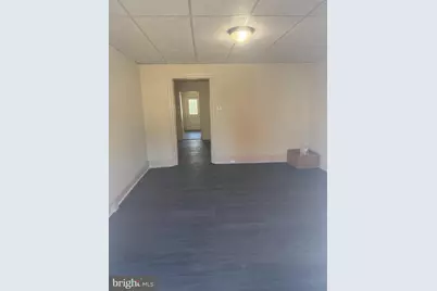 352 E Airy Street, Norristown, PA 19401 - Photo 2