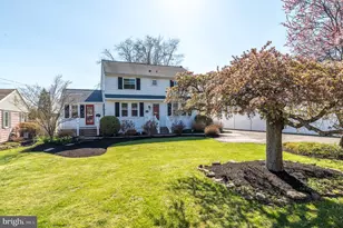 712 E Hancock St, Lansdale, PA 19446 - Photo 2