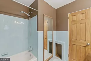 209 Windsor Ave, Elkins Park, PA 19027 - Photo 32