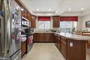 377 Brittany Ct, Souderton, PA 18964 - Photo 8