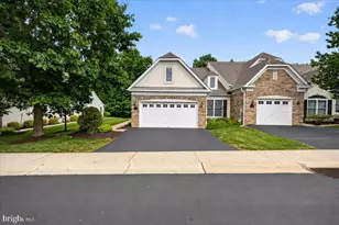 377 Brittany Ct, Souderton, PA 18964 - Photo 1
