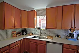 415 N York St, Pottstown, PA 19464 - Photo 8
