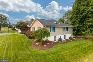 2951 Burton Dr, Gilbertsville, PA 19525 - Photo 54